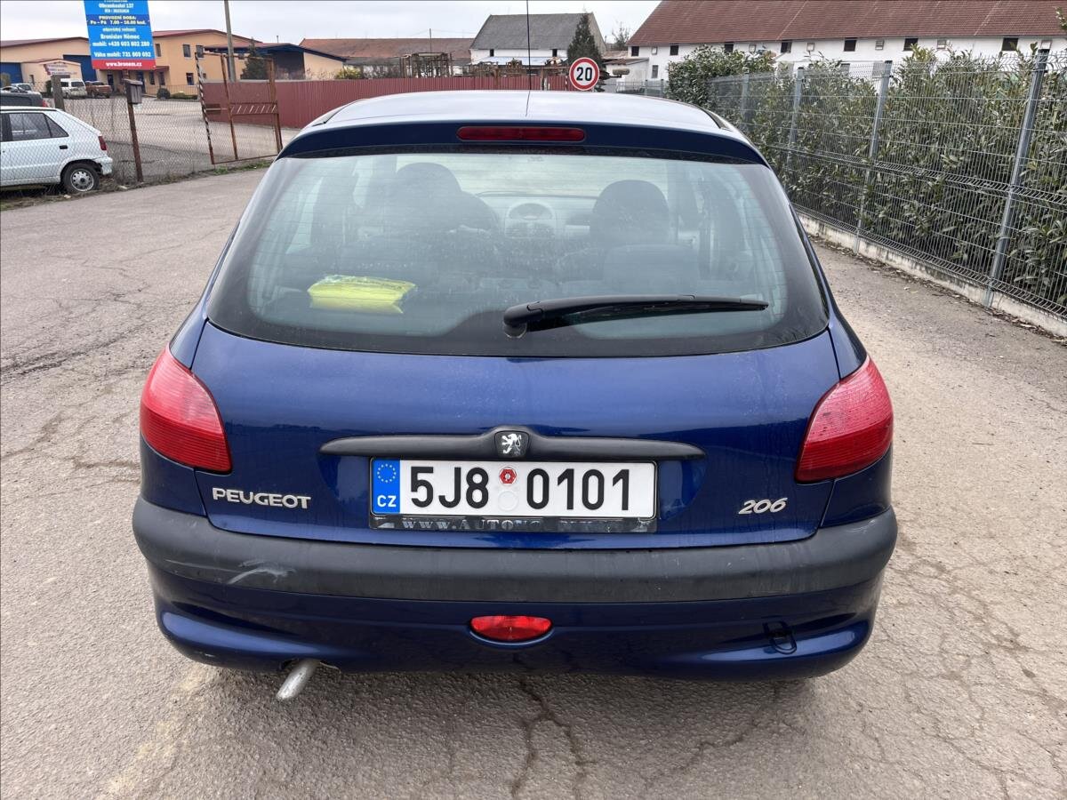 Peugeot 206 Hatchback 1,4 l 55 kw