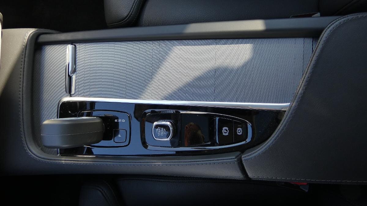 Volvo XC90 SUV / Terénní 2,0 l 173 kw