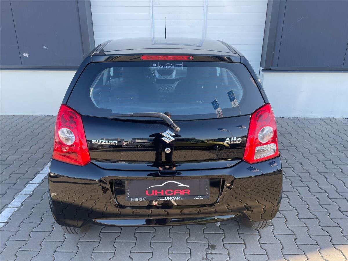 Suzuki Alto Hatchback 996,0 50 kw