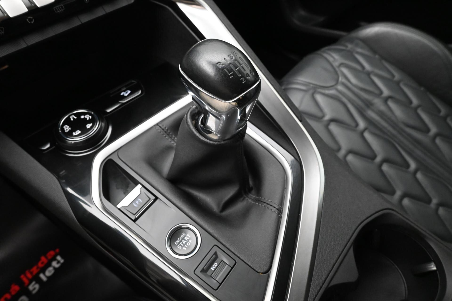 Peugeot 5008 SUV / Terénní 1,5 l 96 kw