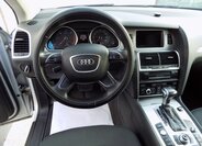 Audi Q7 24