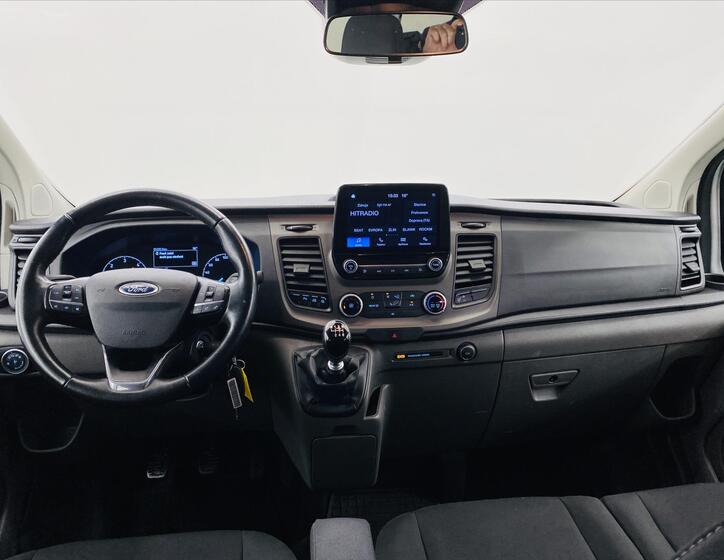 Ford Transit Custom 9