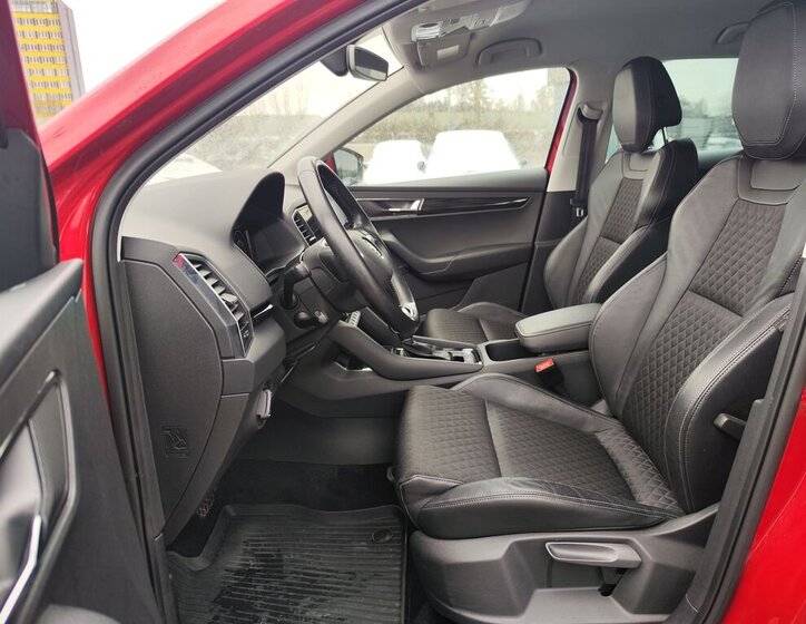 Škoda Karoq SUV 1,5 l 110 kw