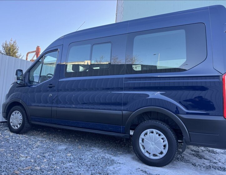 Ford Transit Kombi 2,0 l 96 kw