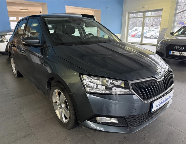 Škoda Fabia 1