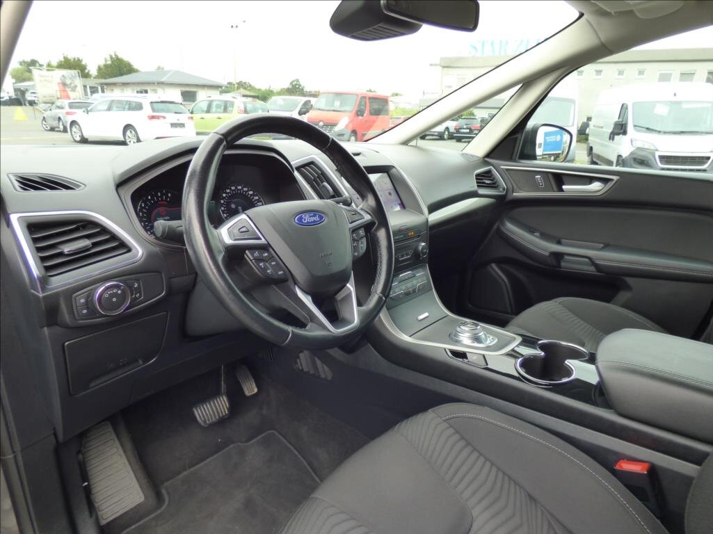 Ford S-MAX MPV 2,0 l 110 kw