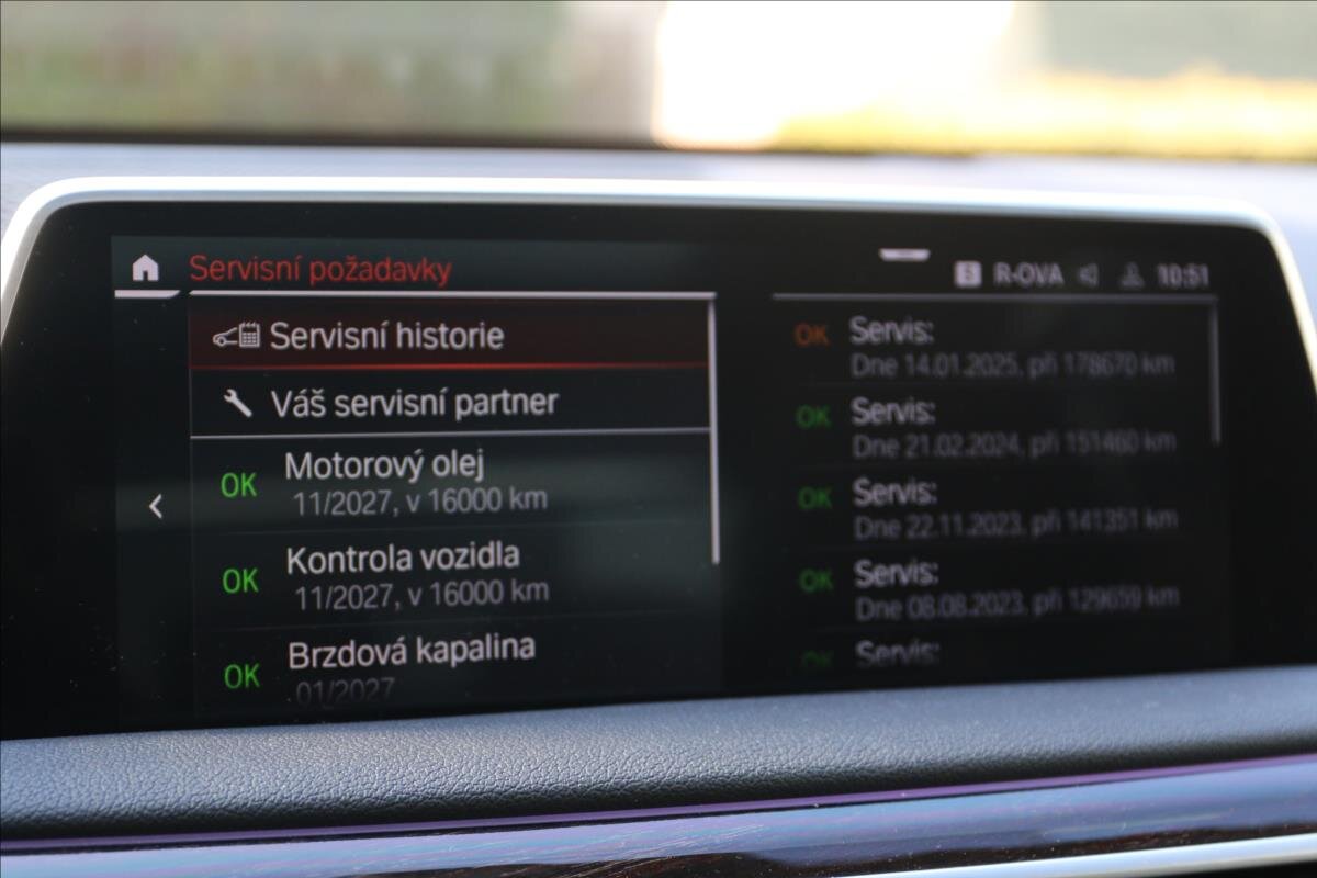 BMW Řada 7 Sedan / Limuzína 3,0 l 294 kw