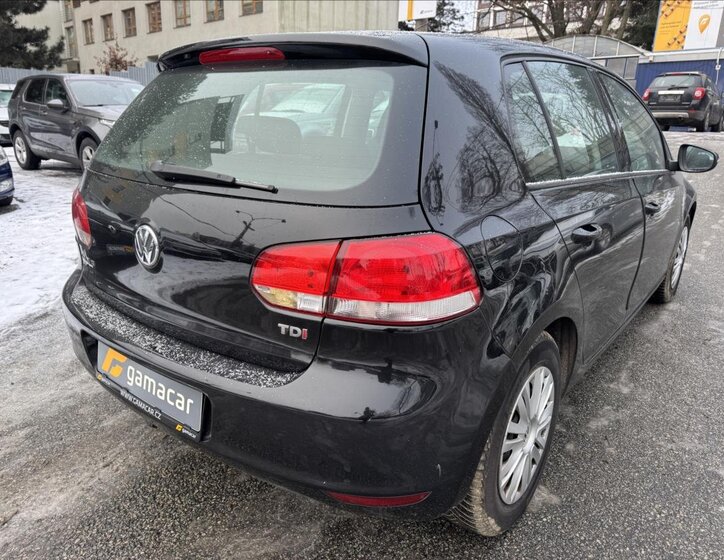 Volkswagen Golf Hatchback 1,6 l 77 kw