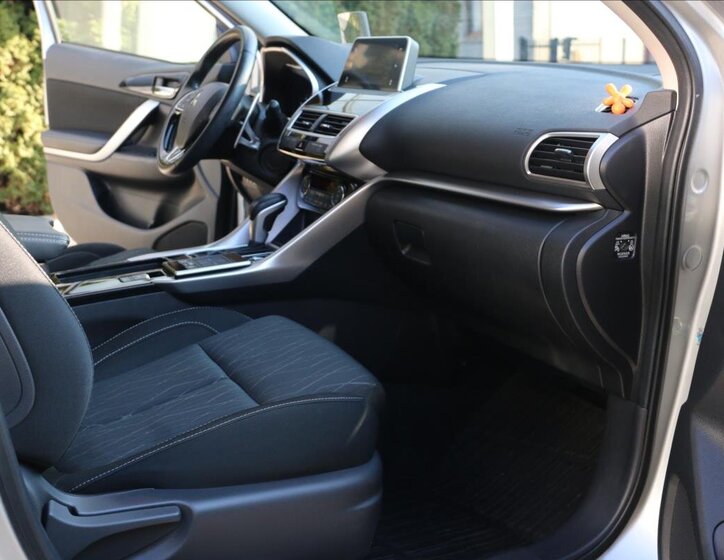 Mitsubishi Eclipse Cross Kombi 1,5 l 120 kw