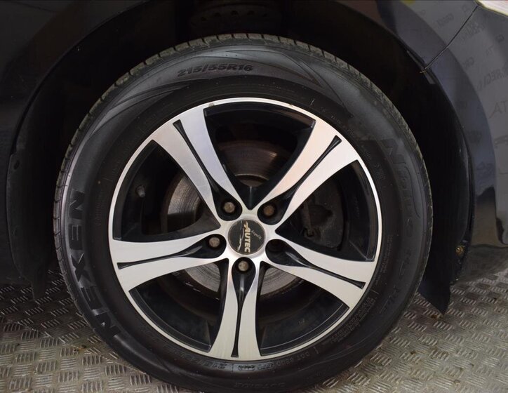 Ford Mondeo Kombi 2,0 l 107 kw