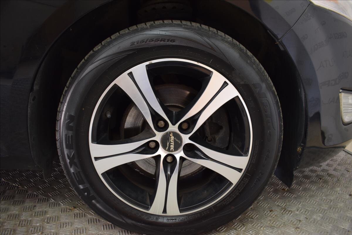 Ford Mondeo Kombi 2,0 l 107 kw