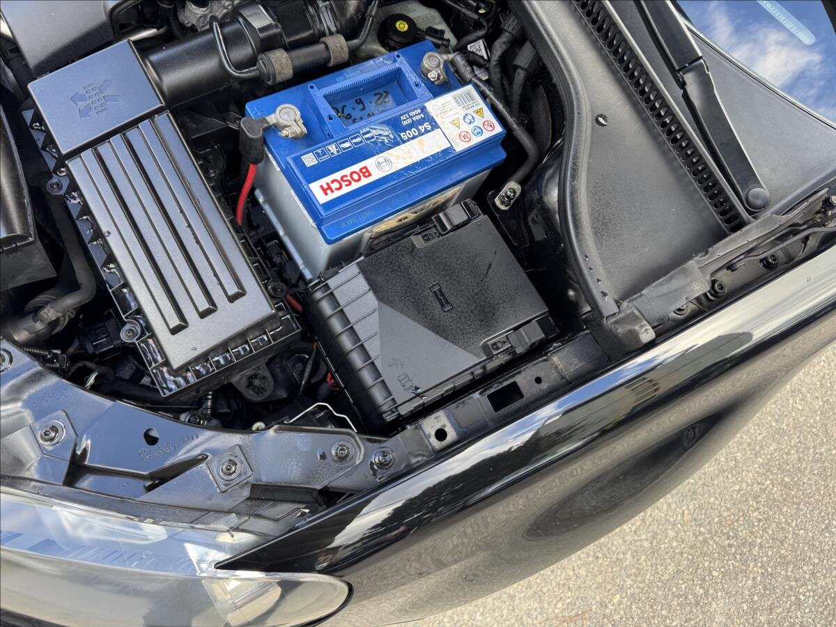 Volkswagen Golf Hatchback 1,6 l 77 kw