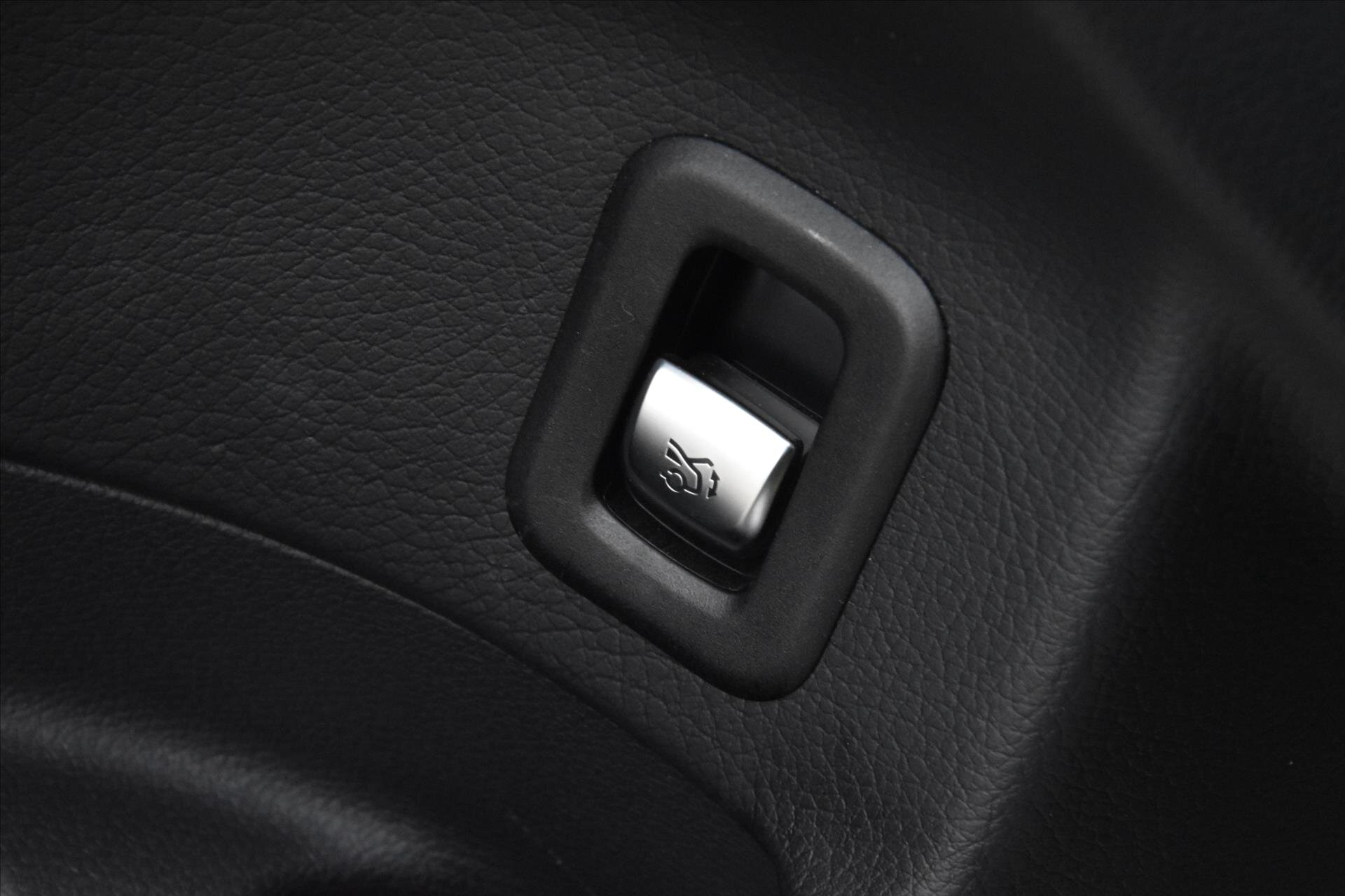 Mercedes-Benz GLC SUV / Terénní 2,0 l 143 kw