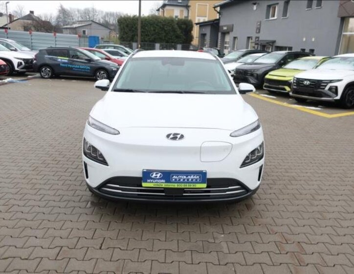 Hyundai Kona SUV / Terénní 0,0 150 kw