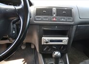 Volkswagen Golf Hatchback 1,4 l 55 kw