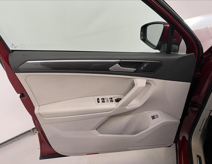 Volkswagen Tiguan 26