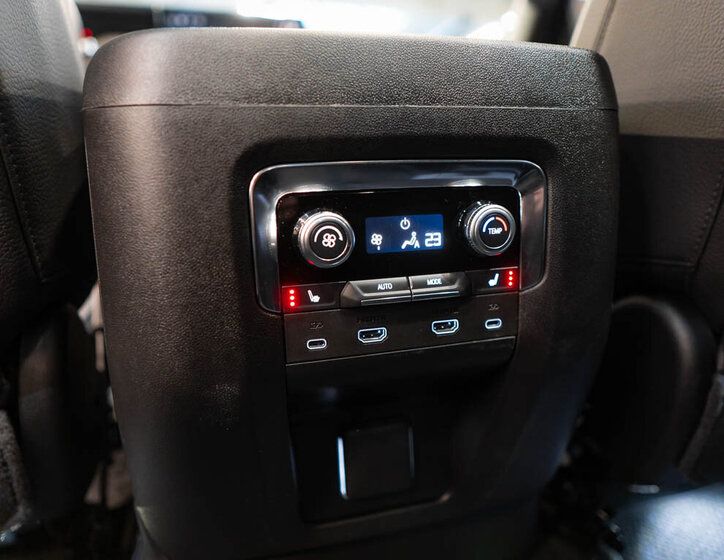 GMC Yukon SUV 6,2 l 313 kw