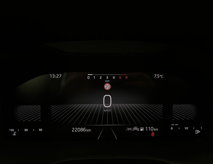 Škoda Karoq SUV 1,5 l 110 kw