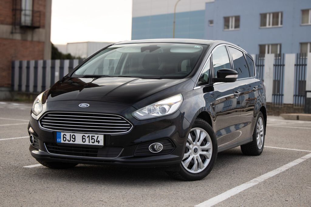Ford S-MAX MPV 2,0 l 110 kw