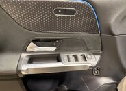 Mercedes-Benz EQB 10