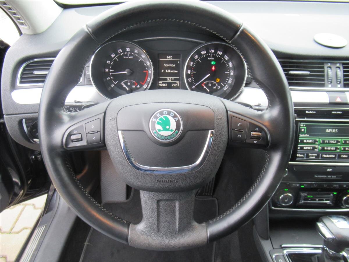 Škoda Superb Kombi 2,0 l 103 kw