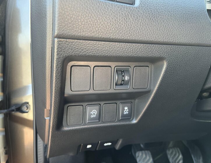 Nissan Qashqai SUV / Terénní 1,2 l 85 kw