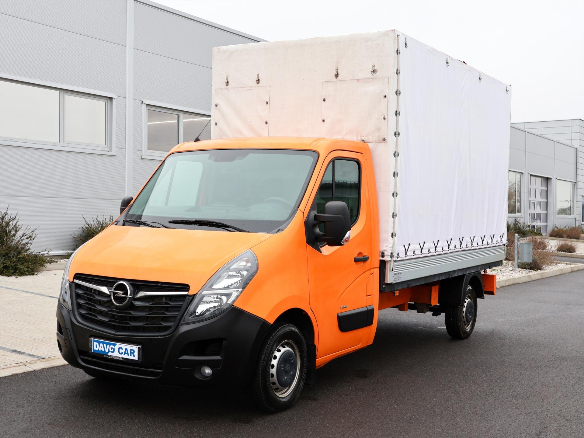 Opel Movano