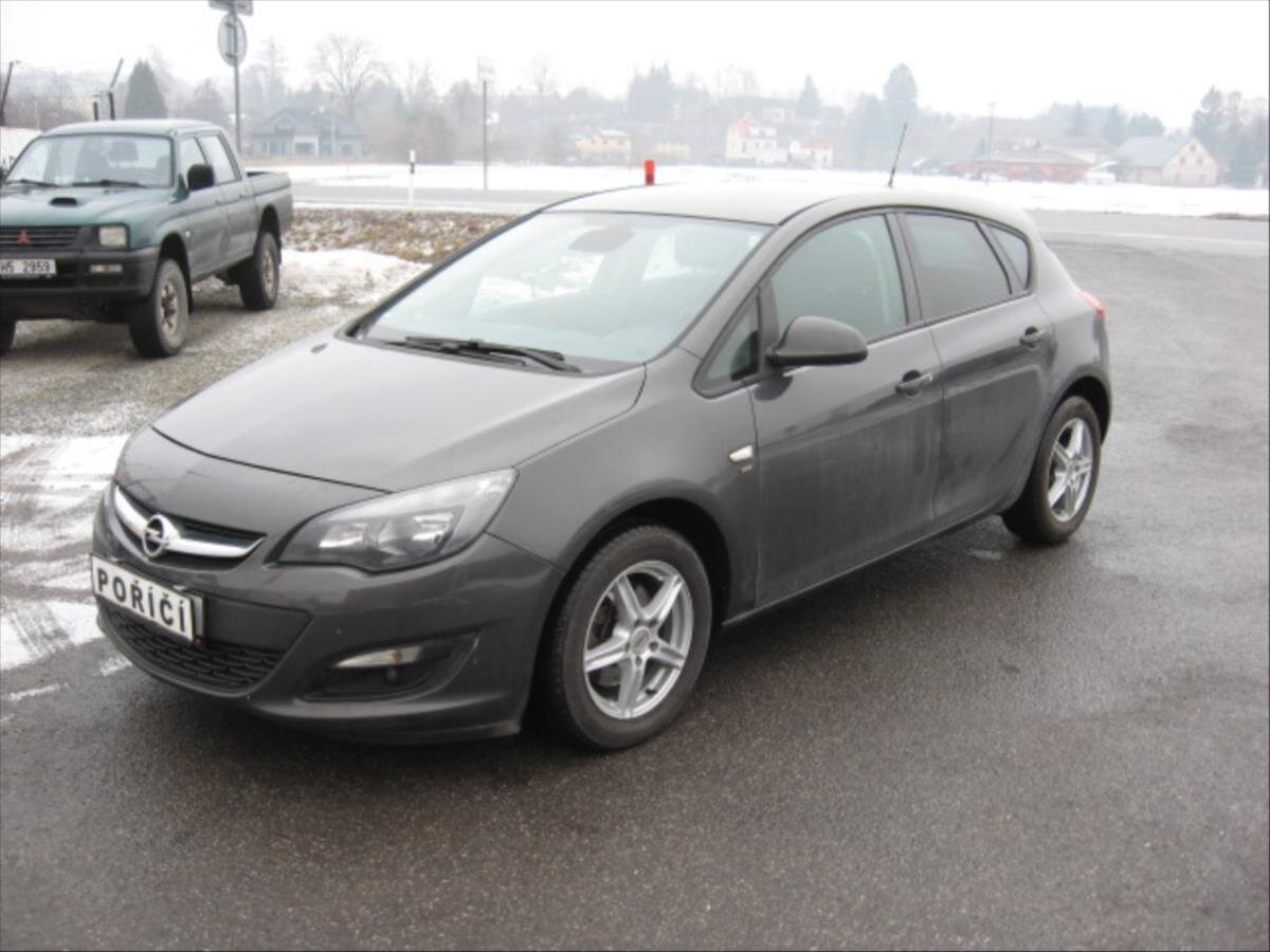 Opel Astra Hatchback 1,7 l 96 kw
