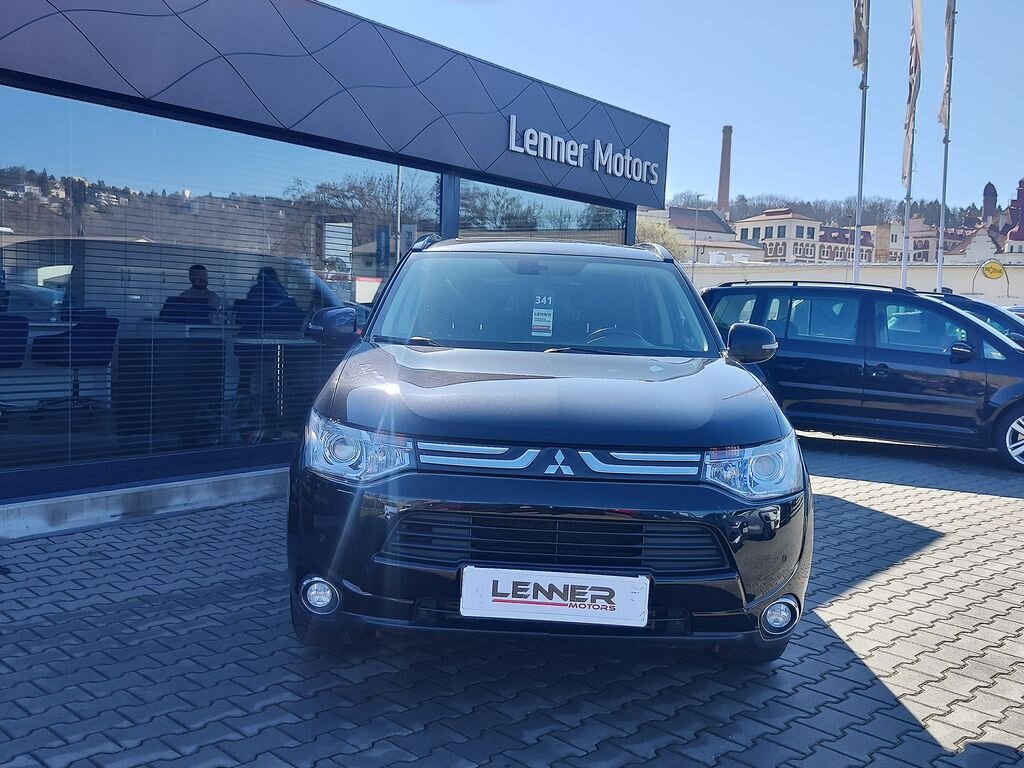 Mitsubishi Outlander SUV / Terénní 2,3 l 110 kw