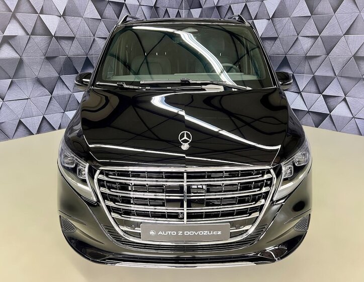Mercedes-Benz Třídy V Hatchback 2,0 l 174 kw