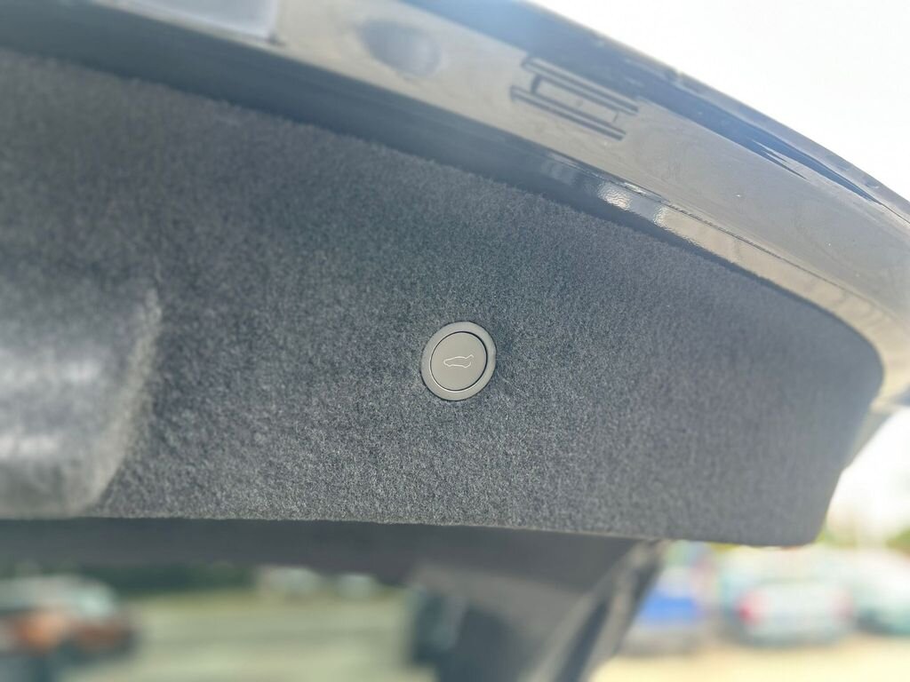 Tesla Model S Sedan / Limuzína 0,0 760 kw