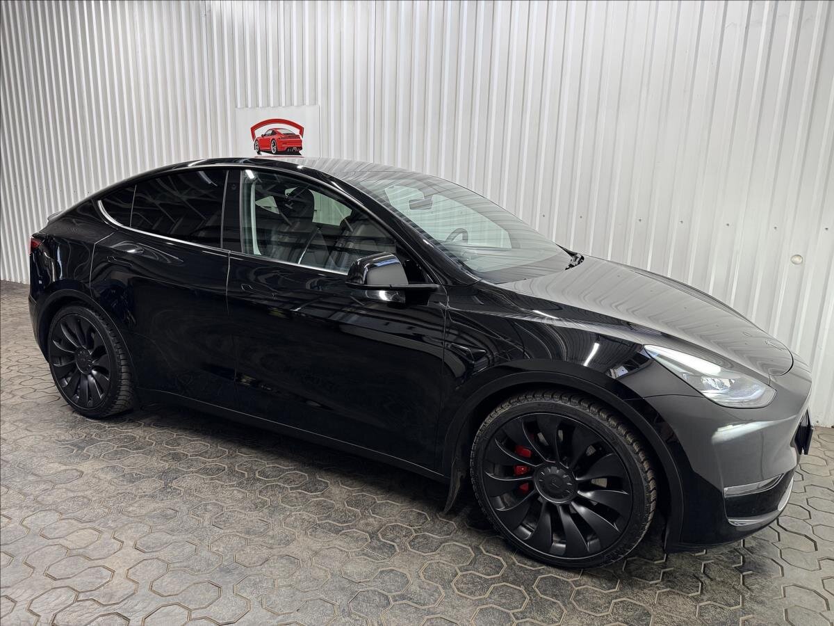 Tesla Model Y SUV 0,0 393 kw