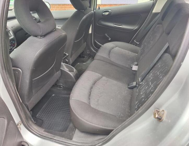 Peugeot 206 14