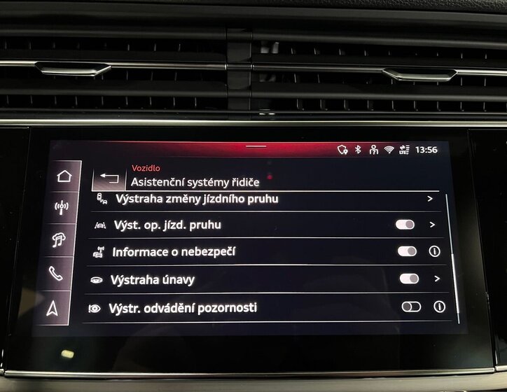 Audi Q8 SUV / Terénní 3,0 l 210 kw