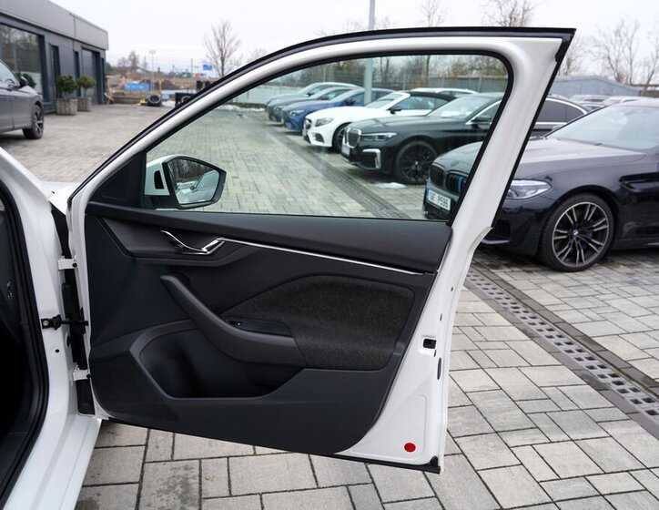 Škoda Scala Hatchback 1,6 l 85 kw