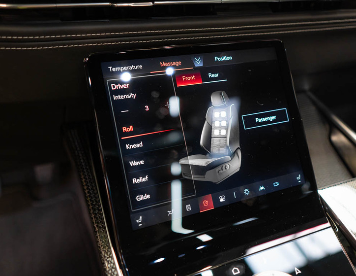 Cadillac Escalade 30