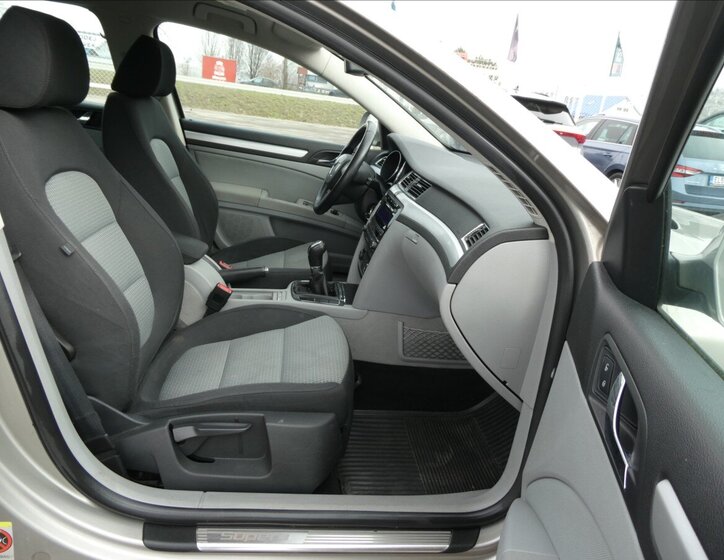 Škoda Superb Kombi 1,4 l 92 kw