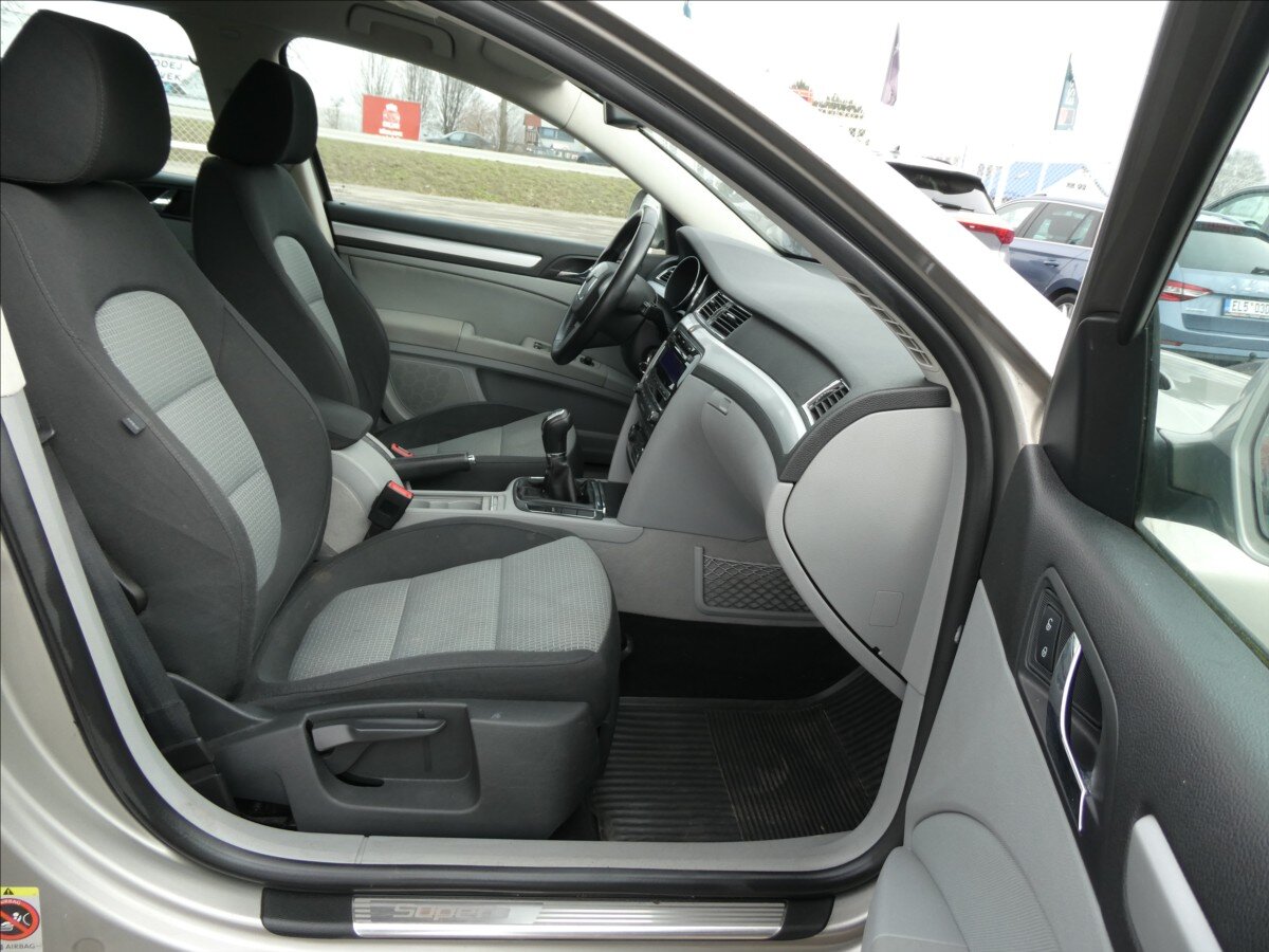 Škoda Superb Kombi 1,4 l 92 kw