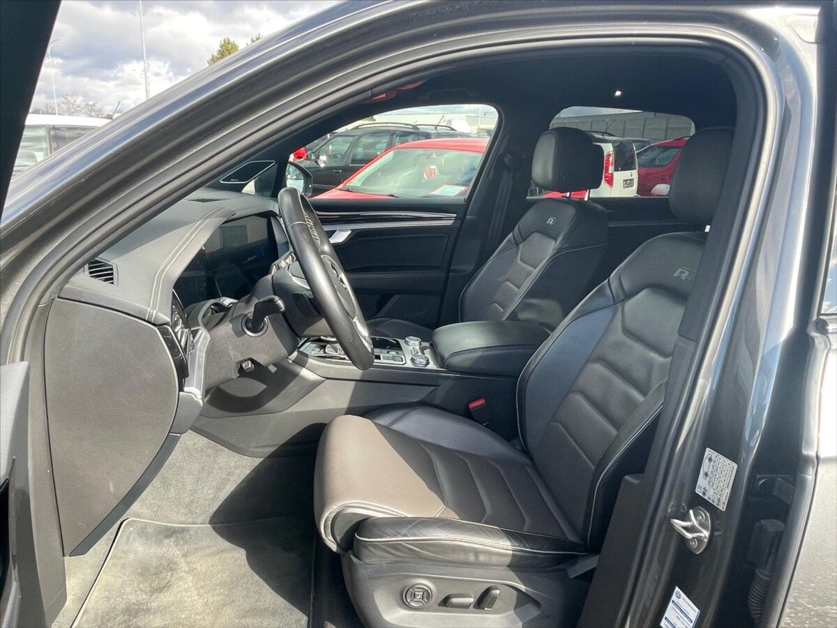 Volkswagen Touareg SUV 3,0 l 210 kw