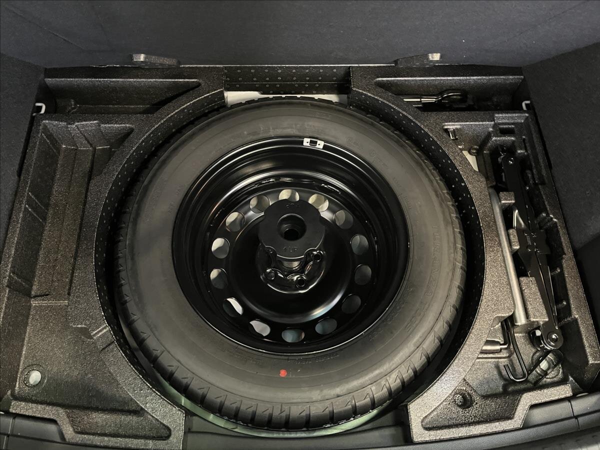 Škoda Karoq SUV 1,5 l 110 kw