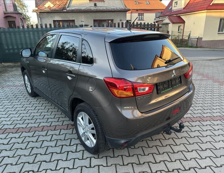 Mitsubishi ASX SUV 1,6 l 86 kw