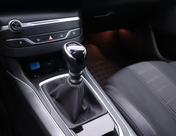 Peugeot 308 Kombi 1,2 l 96 kw