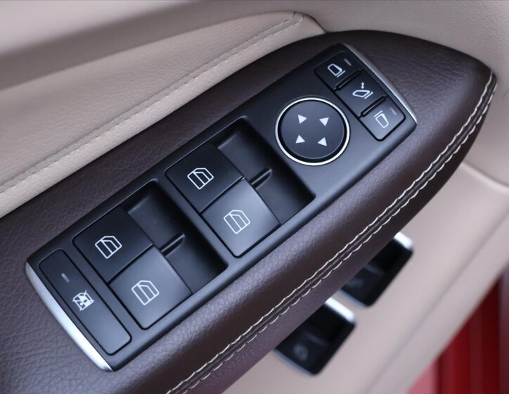 Mercedes-Benz GLE SUV / Terénní 3,0 l 190 kw