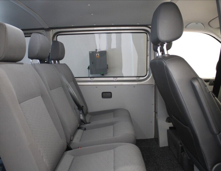 Volkswagen Transporter MPV 2,0 l 103 kw