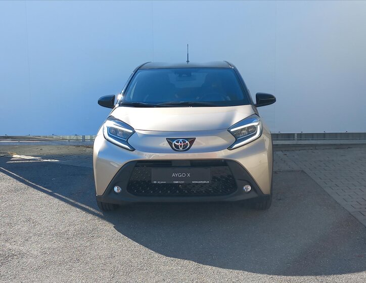 Toyota Aygo Hatchback 998,0 53 kw