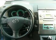Toyota Corolla Verso 12