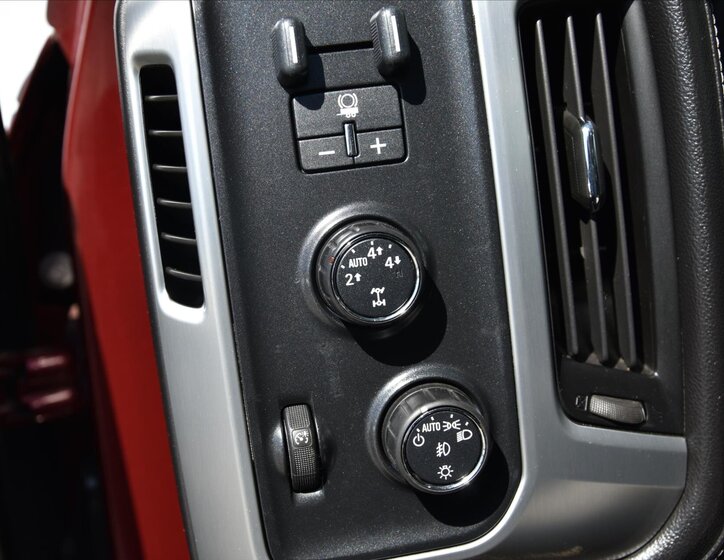 GMC Sierra Pick-up 4,3 l 212 kw