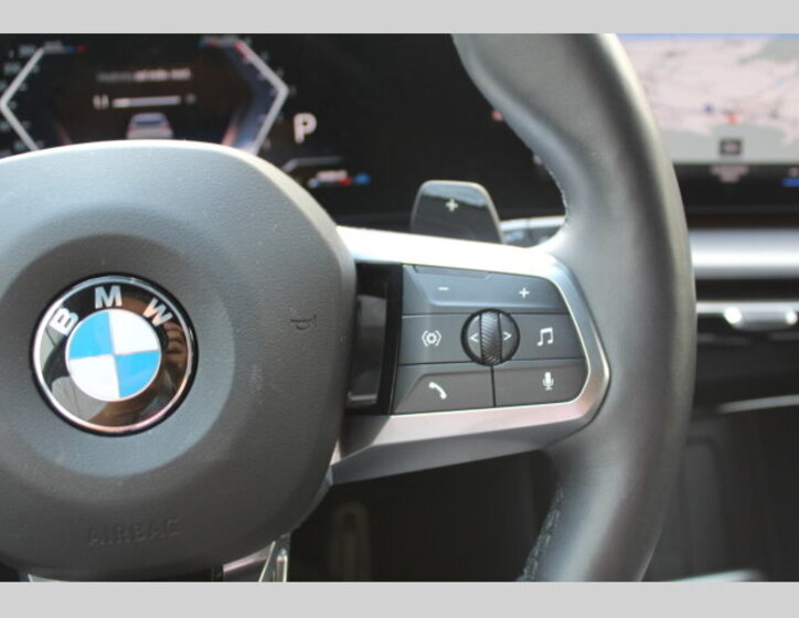 BMW X1 SUV 2,0 l 145 kw