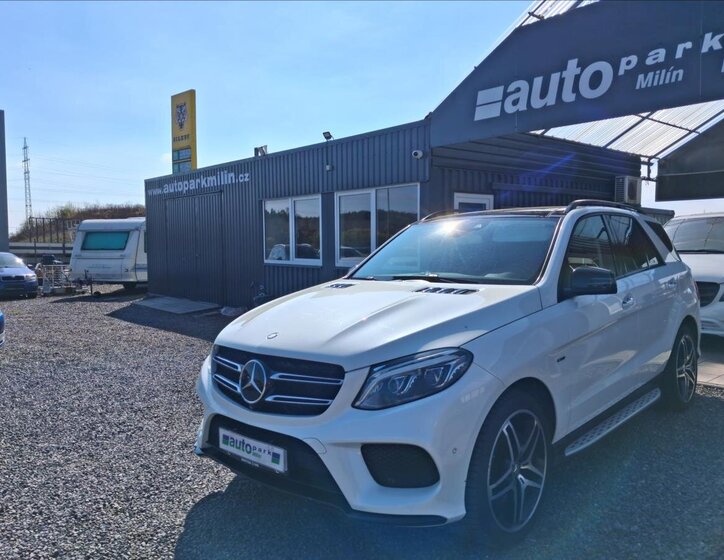 Mercedes-Benz GLE Kombi 3,0 l 270 kw