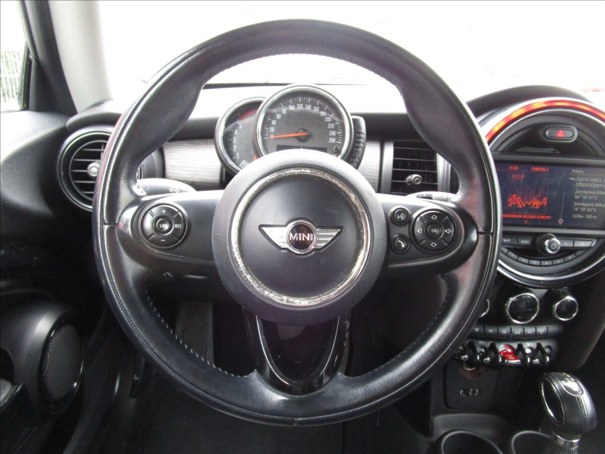 Mini Cooper Hatchback 1,5 l 85 kw